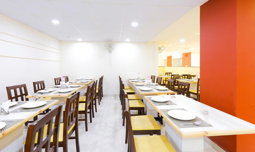 Itsy Hotels Worldtree Bellandur Bangalore Exterior photo
