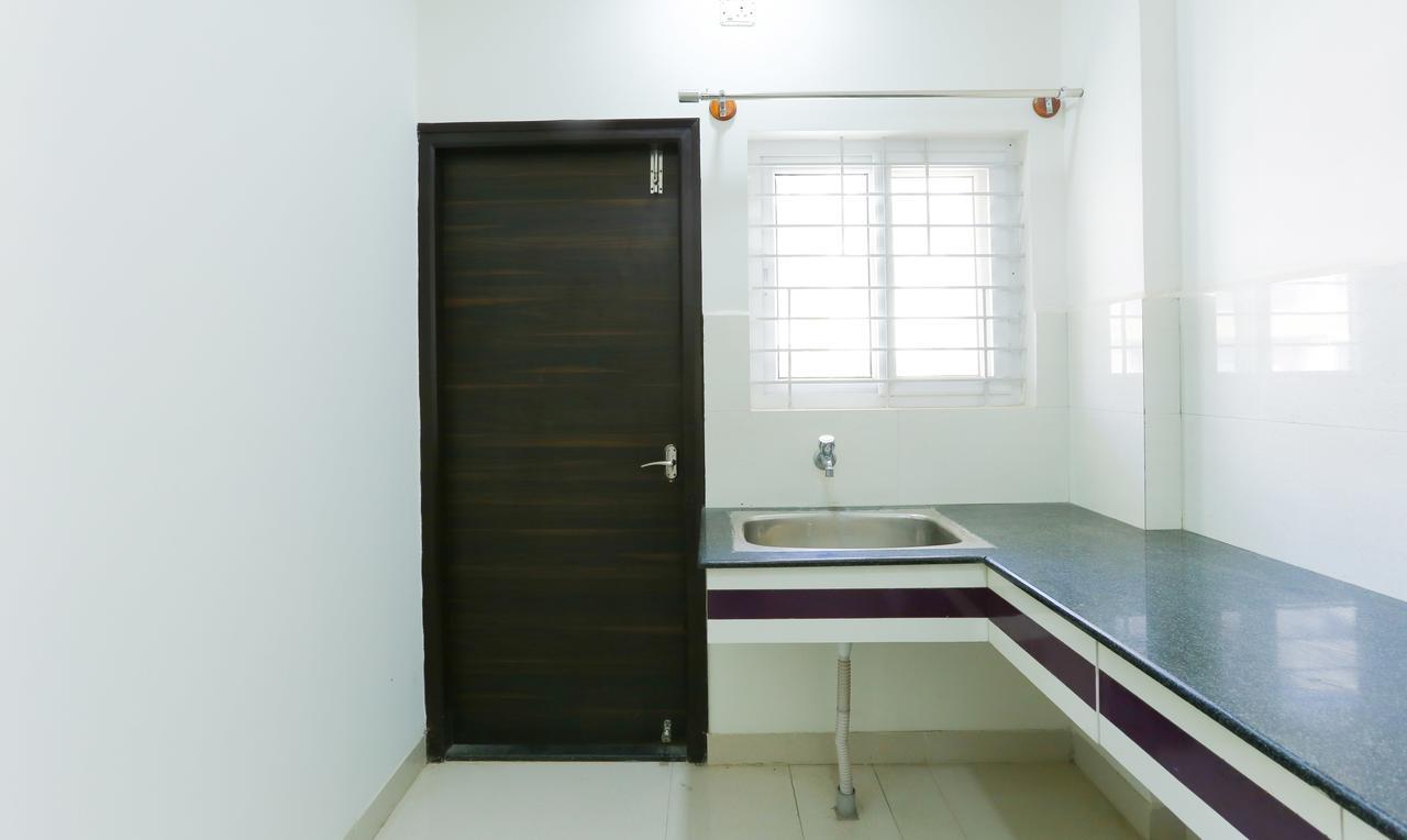 Itsy Hotels Worldtree Bellandur Bangalore Exterior photo