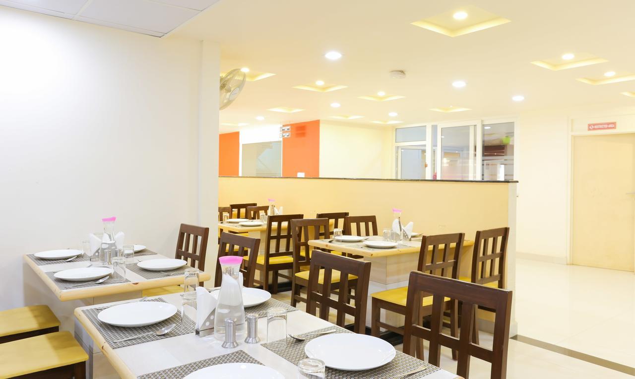 Itsy Hotels Worldtree Bellandur Bangalore Exterior photo