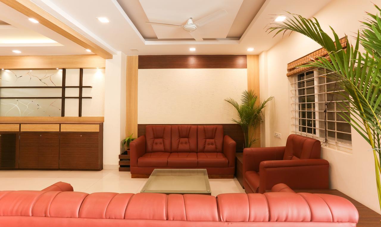 Itsy Hotels Worldtree Bellandur Bangalore Exterior photo