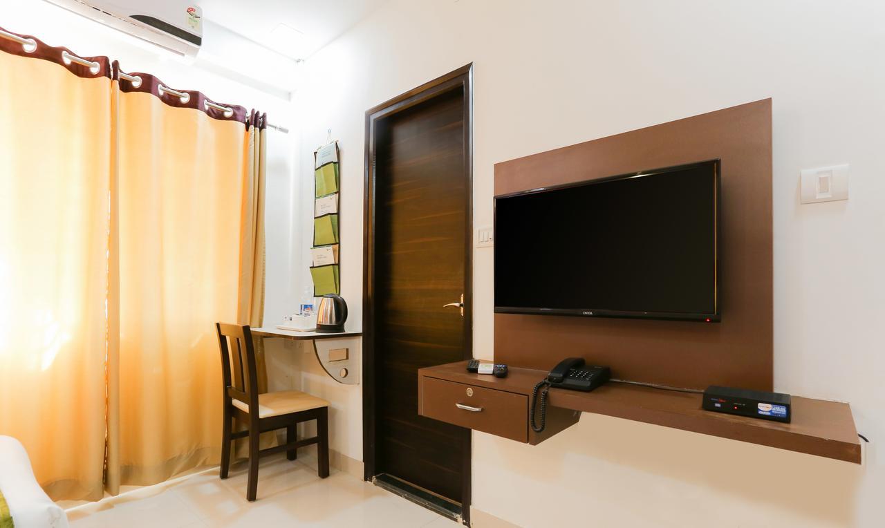 Itsy Hotels Worldtree Bellandur Bangalore Exterior photo